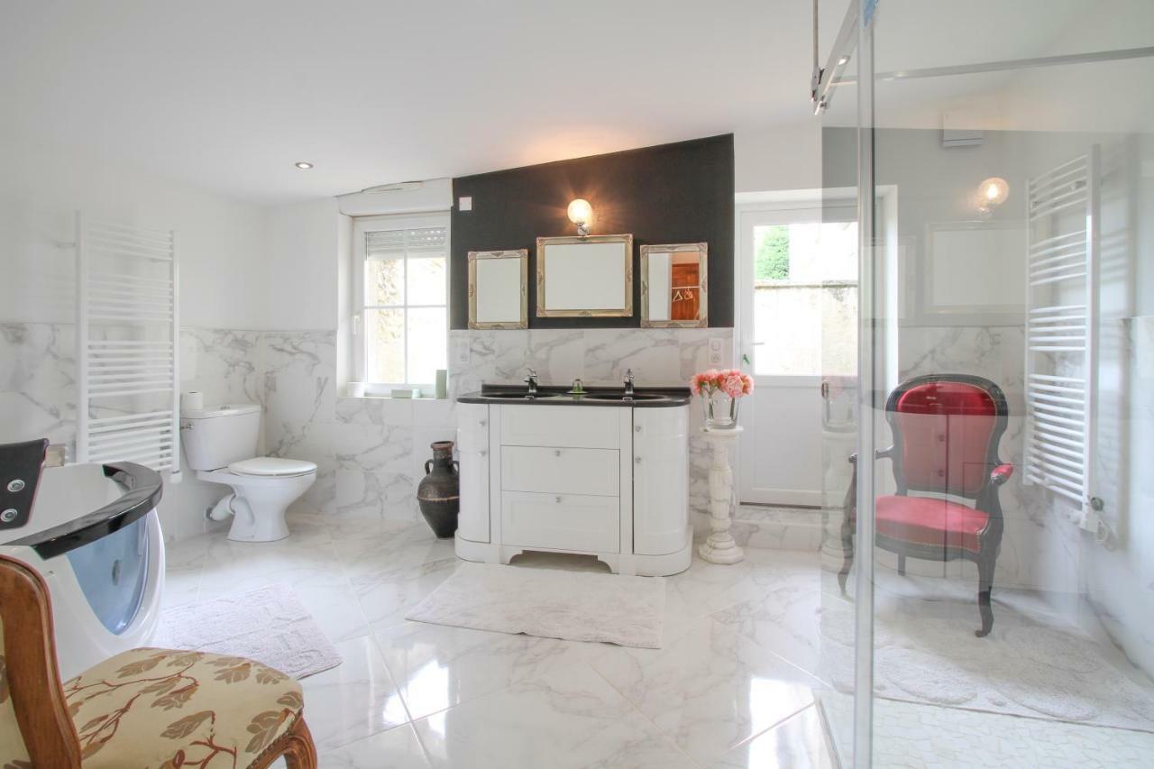 Manoir Des Turets Bed & Breakfast Yvre-l'Eveque Luaran gambar